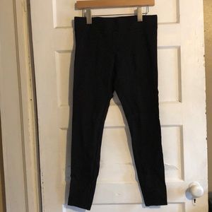 Brand new without tags black Ann Taylor leggings.